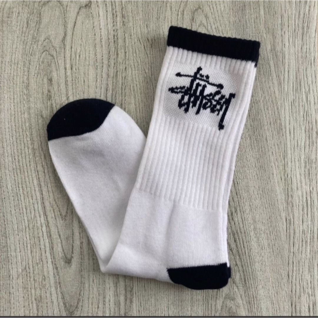 STUSSY(ステューシー)のStussy ステューシー　白　メンズソックス　男性　靴下　新品 メンズのレッグウェア(ソックス)の商品写真