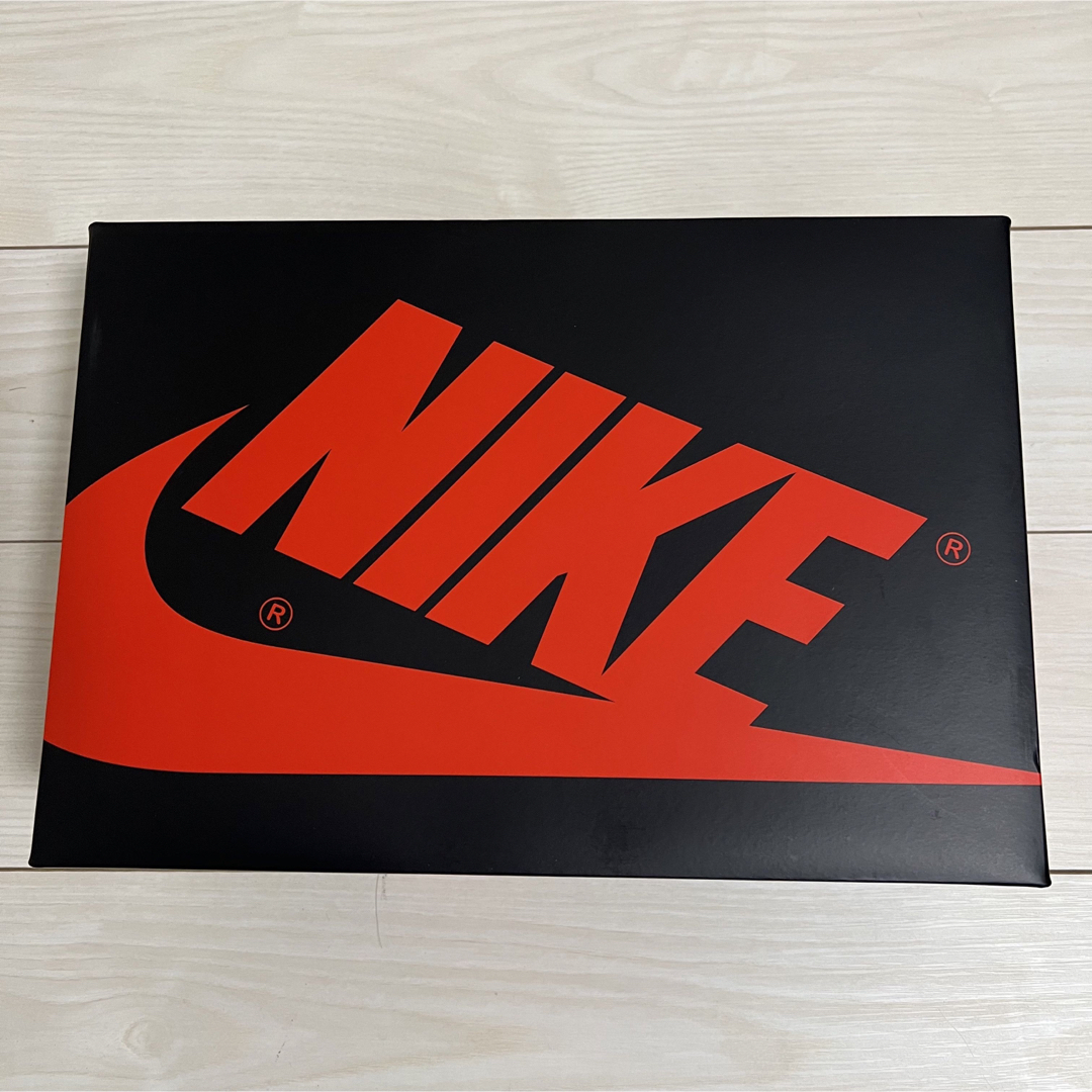 NIKE(ナイキ)のNike Air Jordan 1 ナイキ　エアジョーダン1 　ブラック　トゥ メンズの靴/シューズ(スニーカー)の商品写真