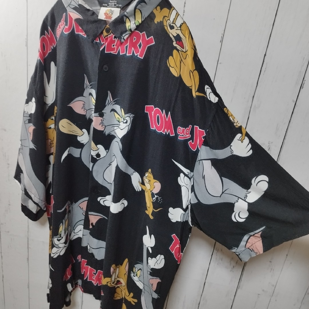 Bershka(ベルシュカ)の【Bershka×Tom&Jerry】Patterned Shirt　D1020 メンズのトップス(シャツ)の商品写真