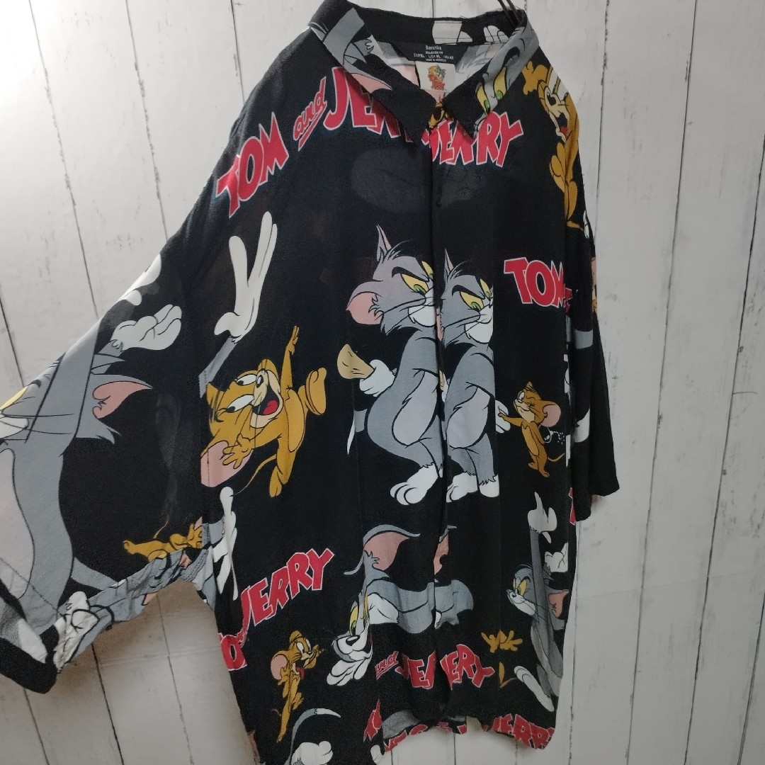 Bershka(ベルシュカ)の【Bershka×Tom&Jerry】Patterned Shirt　D1020 メンズのトップス(シャツ)の商品写真