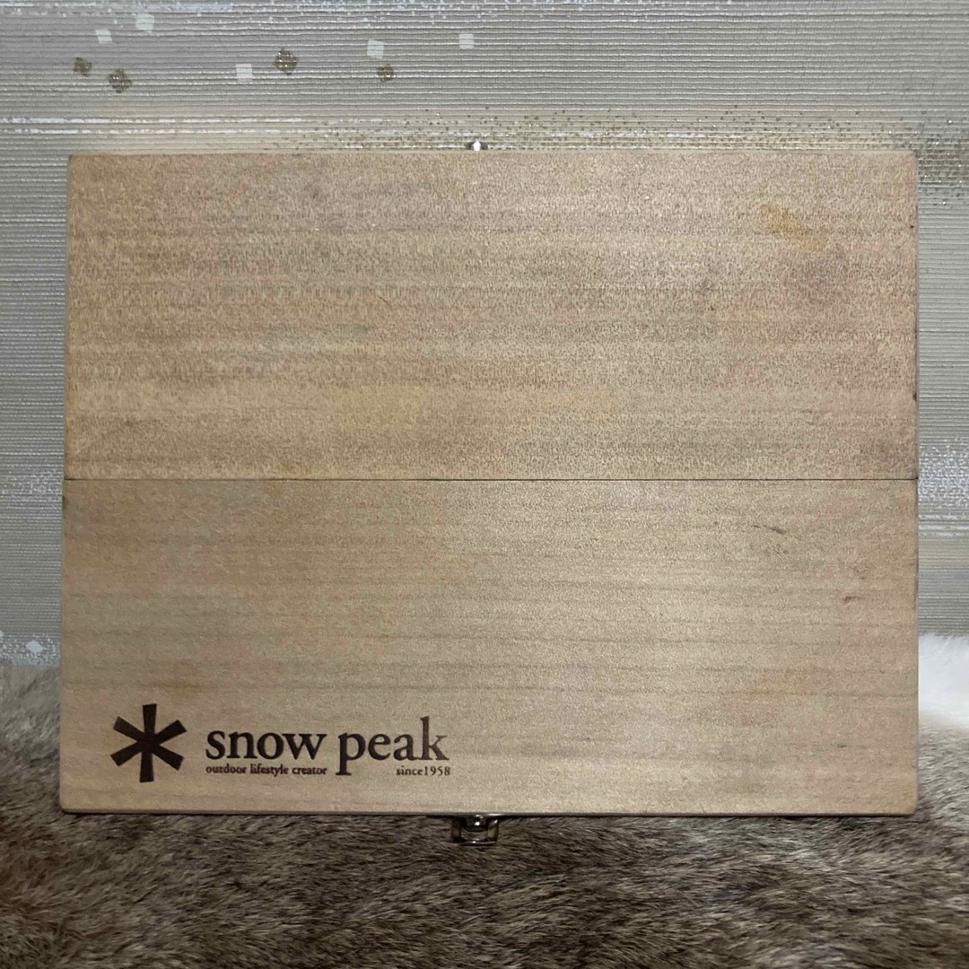 Snow Peak(スノーピーク)の最終値下げ SnowPeak＊ スノーピーク 包丁 まな板 別売り ケース付き スポーツ/アウトドアのアウトドア(調理器具)の商品写真