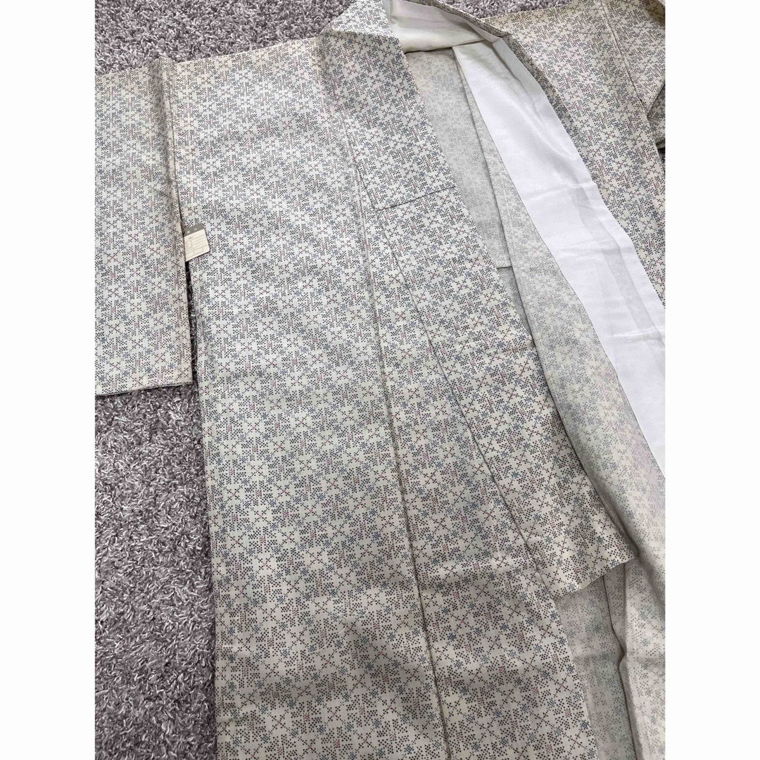 新品未使用‼️昭和 レトロ アンティーク 着物 白地 小紋 レディースの水着/浴衣(着物)の商品写真