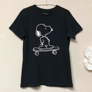 ユニクロUT カウズ×ピーナッツ　スヌーピー　Tシャツ　150cm 黒　used