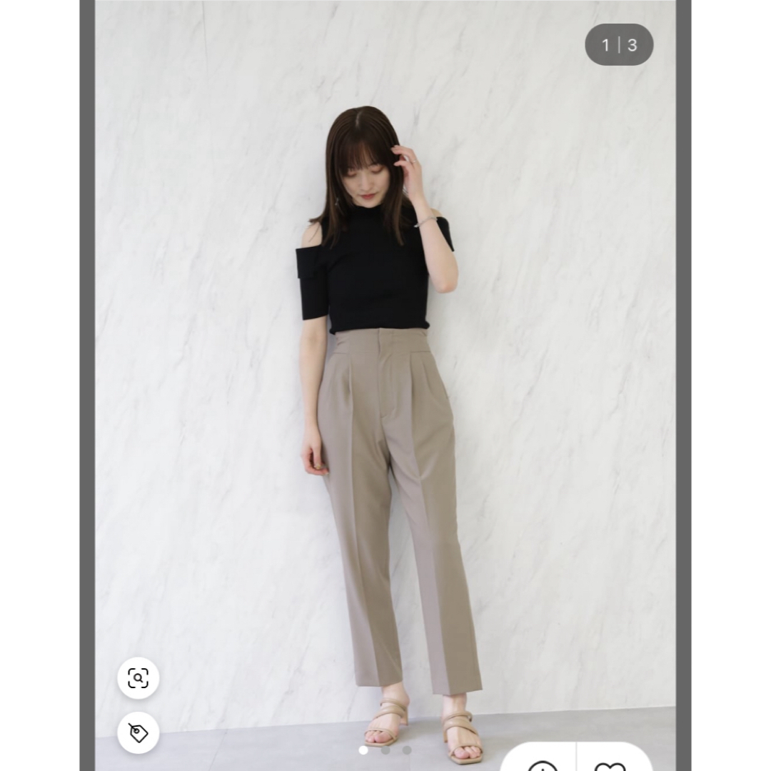 LagunaMoon(ラグナムーン)のLAGUNAMOON バックベルトテーパードパンツ M アイボリー レディースのパンツ(カジュアルパンツ)の商品写真