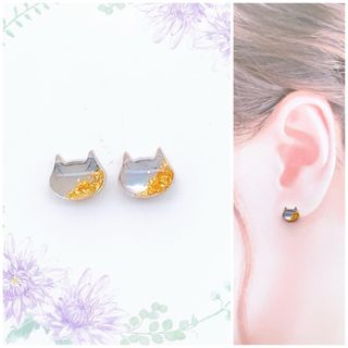 ダークブルー8mm猫ピアス/イヤリング(ピアス)