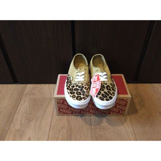 ヴァンズ(VANS)のVANSスニーカー未使用22cmオーセンティック(スニーカー)