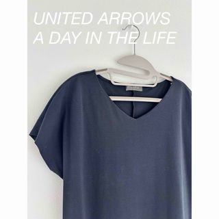 UNITED ARROWS - ユナイテッドアローズ　シンプル　きれいめ　ワンピース　半袖　ネイビー　M