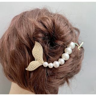 【残りわずか】人魚 パール ヘアクリップ ゴールド 髪飾り 浴衣 パーティー(バレッタ/ヘアクリップ)