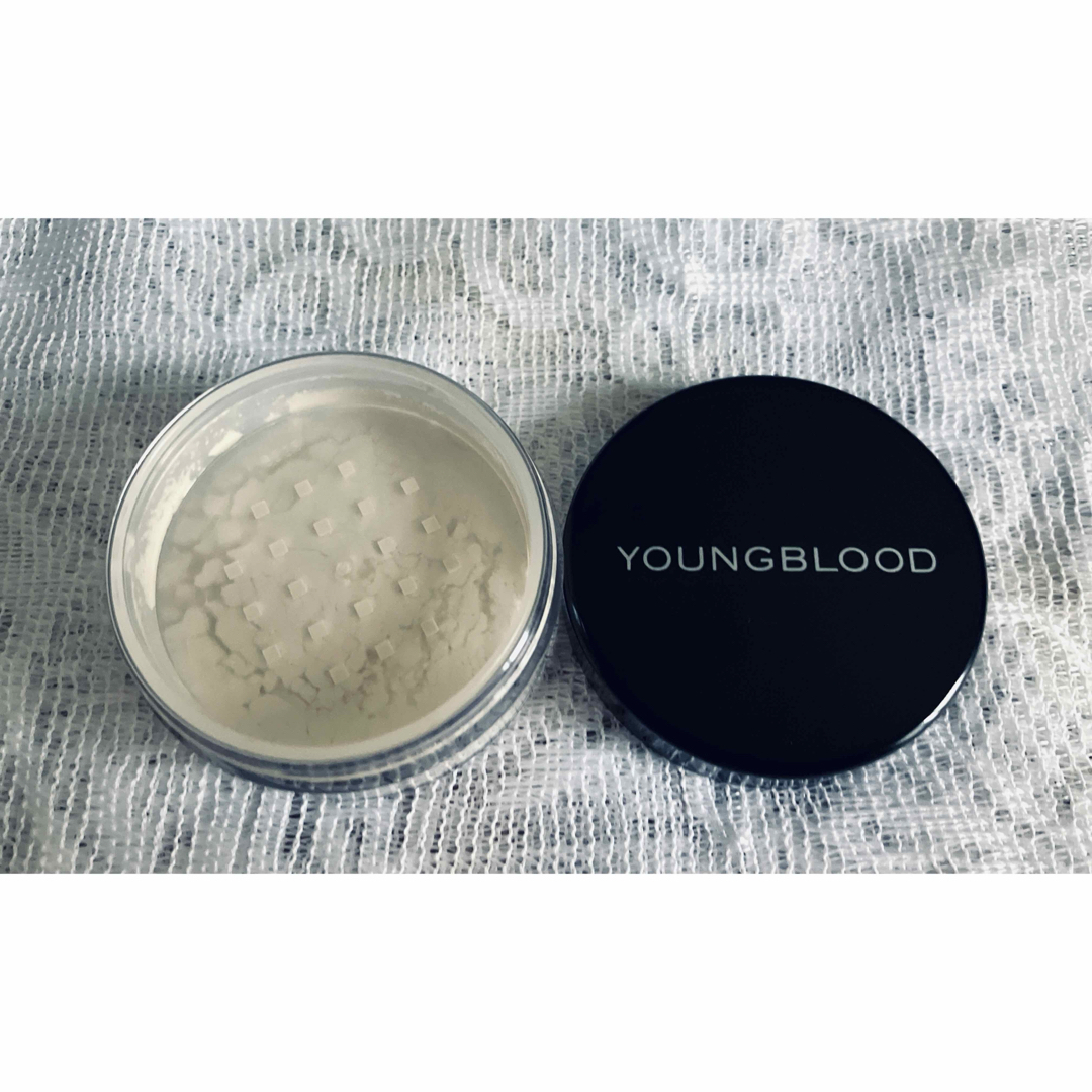 ☆YOUNG BLOOD☆ミネラルライス セッティングパウダー コスメ/美容のベースメイク/化粧品(フェイスパウダー)の商品写真