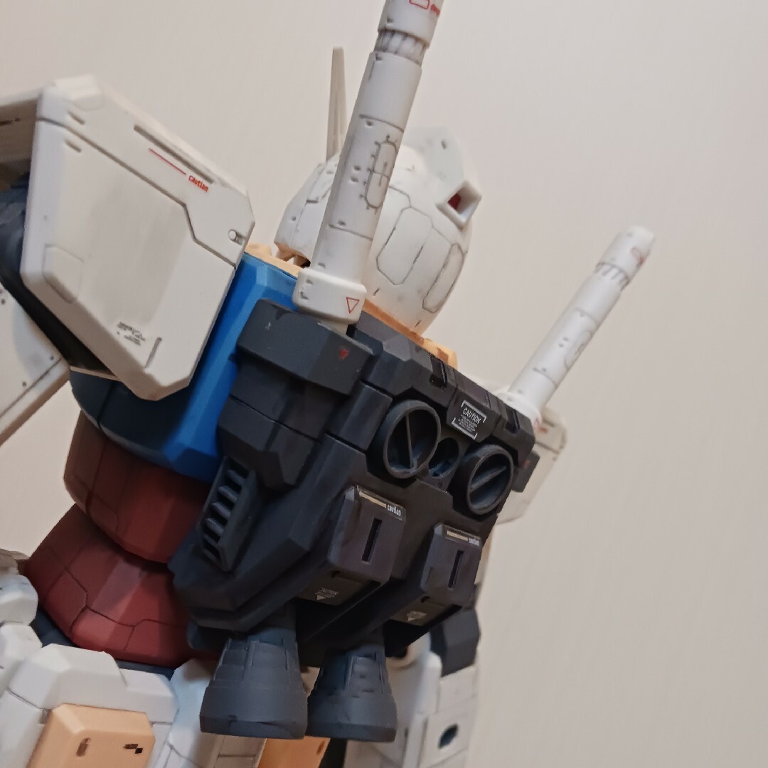 BANDAI(バンダイ)のBANDAI 1/48 メガサイズ ガンダム MG HG ザク はつきません エンタメ/ホビーのおもちゃ/ぬいぐるみ(模型/プラモデル)の商品写真