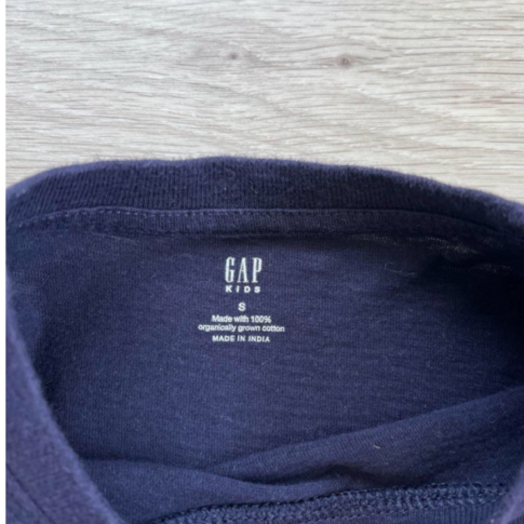 GAP Kids(ギャップキッズ)のGAP ギャップ　ロンT 120 6-7y キッズ/ベビー/マタニティのキッズ服男の子用(90cm~)(Tシャツ/カットソー)の商品写真