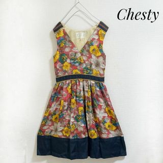 チェスティ(Chesty)のチェスティ　ワンピース　ひざ丈　花柄　ノースリーブ　美品　日本製　S(ひざ丈ワンピース)