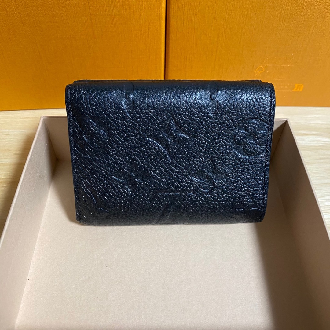 LOUIS VUITTON(ルイヴィトン)の箱付 ルイヴィトン ポルトフォイユ・ヴィクトリーヌM64060 レディースのファッション小物(財布)の商品写真