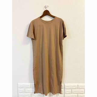 コットン　Tシャツワンピース　ベージュ　M(ロングワンピース/マキシワンピース)