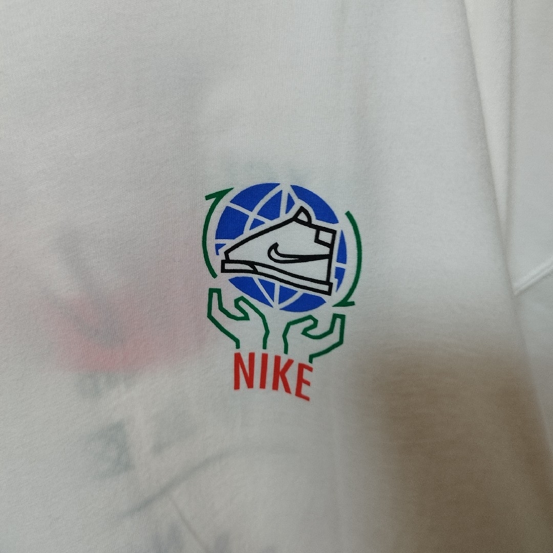 NIKE(ナイキ)の【NIKE SPORTSWEAR】Back Print Tee メンズのトップス(Tシャツ/カットソー(半袖/袖なし))の商品写真