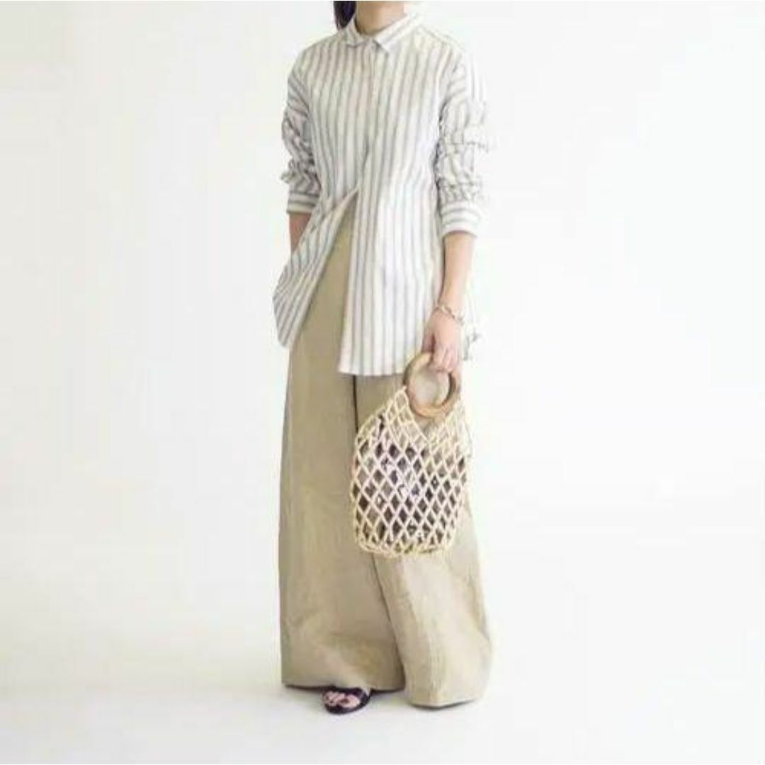 SHIPS for women(シップスフォーウィメン)の【Cangioli】ビッグシャツ 36【 BEIGE 】 SHIPS レディースのトップス(シャツ/ブラウス(長袖/七分))の商品写真