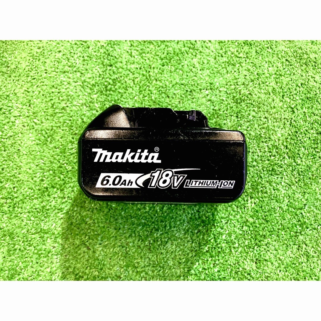 Makita(マキタ)の♦️超美品♦️マキタ純正18V・BL1860B・6.0A バッテリー残量表示付 その他のその他(その他)の商品写真