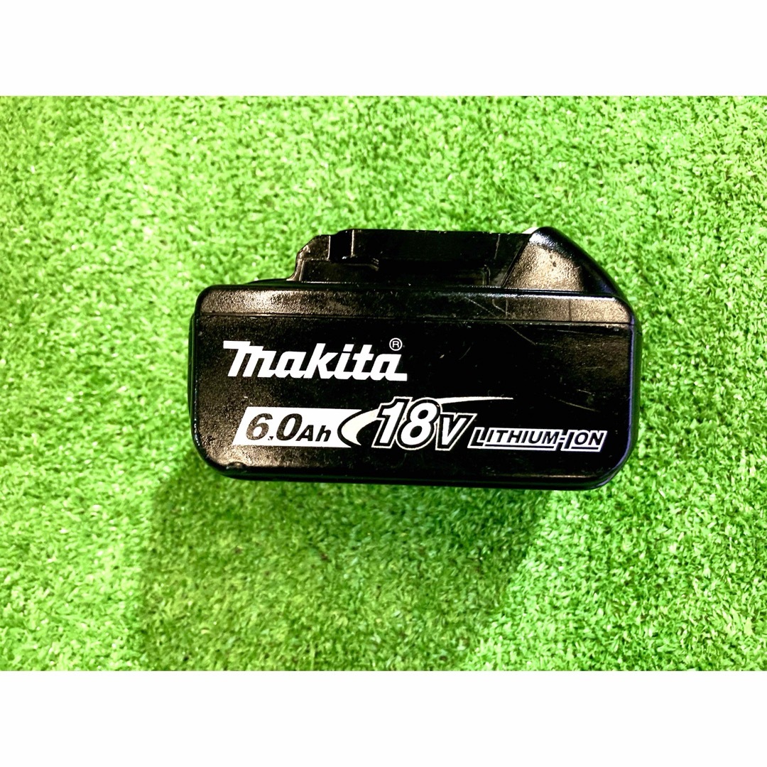 Makita(マキタ)の♦️超美品♦️マキタ純正18V・BL1860B・6.0A バッテリー残量表示付 その他のその他(その他)の商品写真