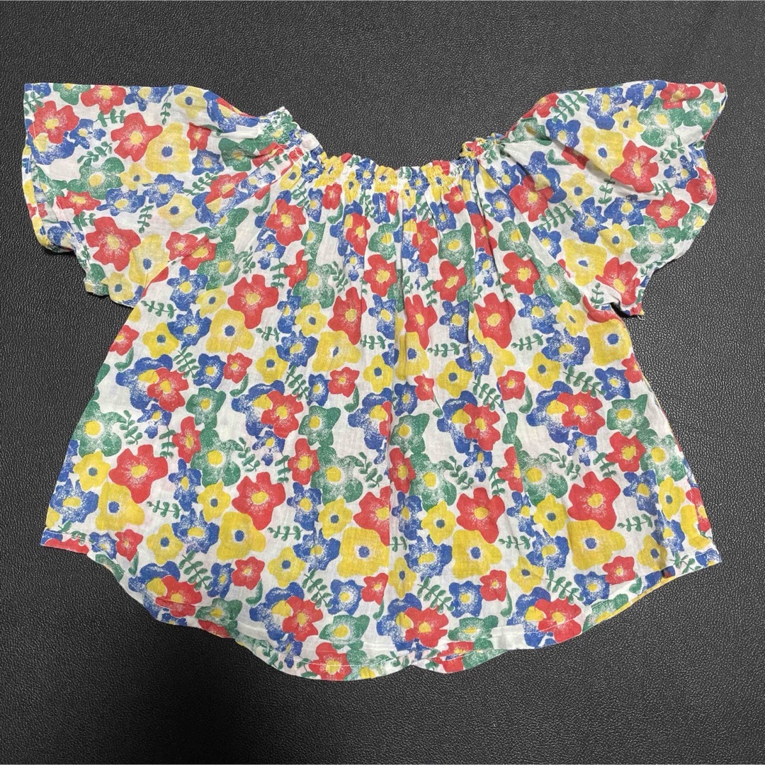 キッズ　半袖　チュニック　95 花柄　夏服　女の子 キッズ/ベビー/マタニティのキッズ服女の子用(90cm~)(Tシャツ/カットソー)の商品写真