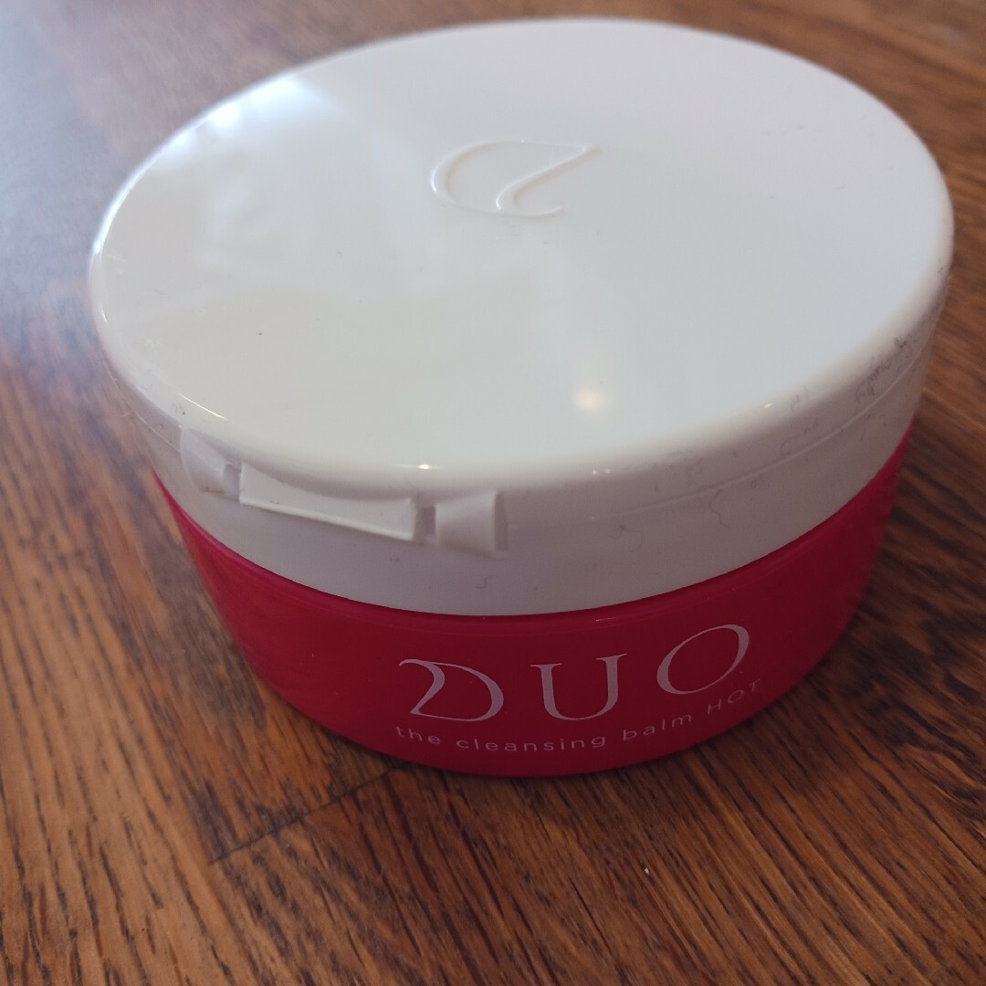 DUO(デュオ)の専用　DUO クレンジングバームホットa 90g コスメ/美容のスキンケア/基礎化粧品(クレンジング/メイク落とし)の商品写真