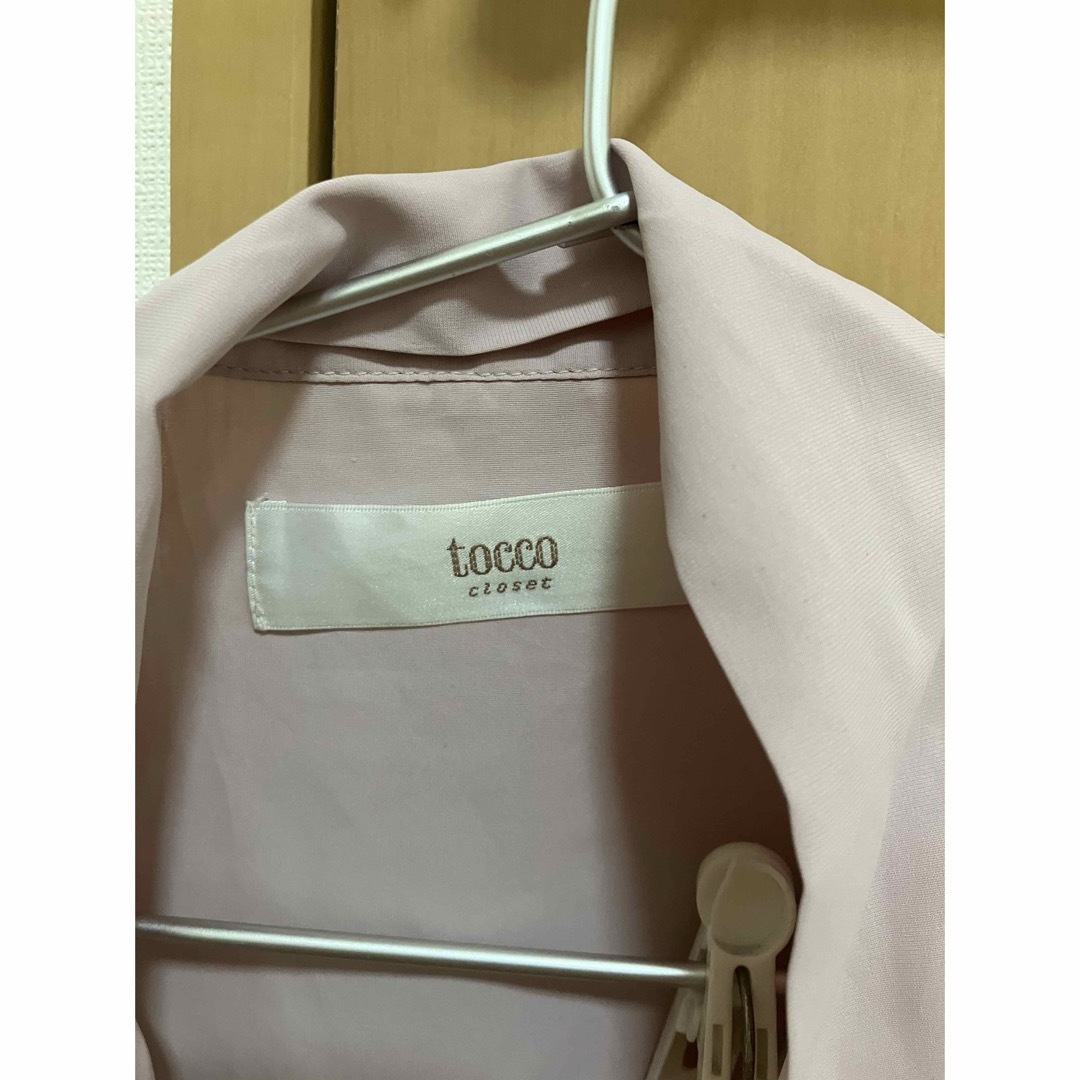 TOCCO closet(トッコクローゼット)のトッコクローゼット　ピンク　ボウタイりぼん半袖ブラウス レディースのトップス(シャツ/ブラウス(半袖/袖なし))の商品写真