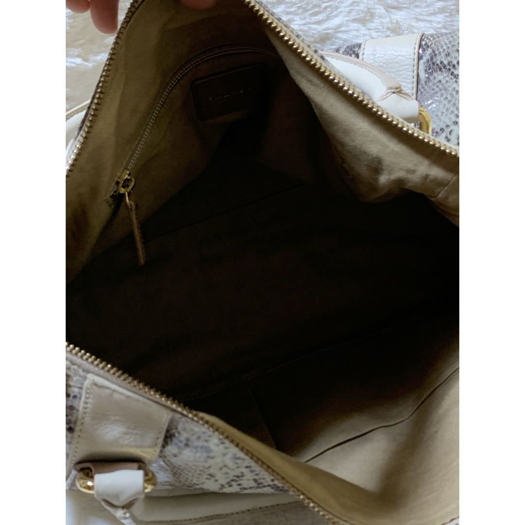 SAZABY(サザビー)の【美品】SAZABY サザビー パイソン柄 ボストンバッグ 35×23cm  レディースのバッグ(ショルダーバッグ)の商品写真
