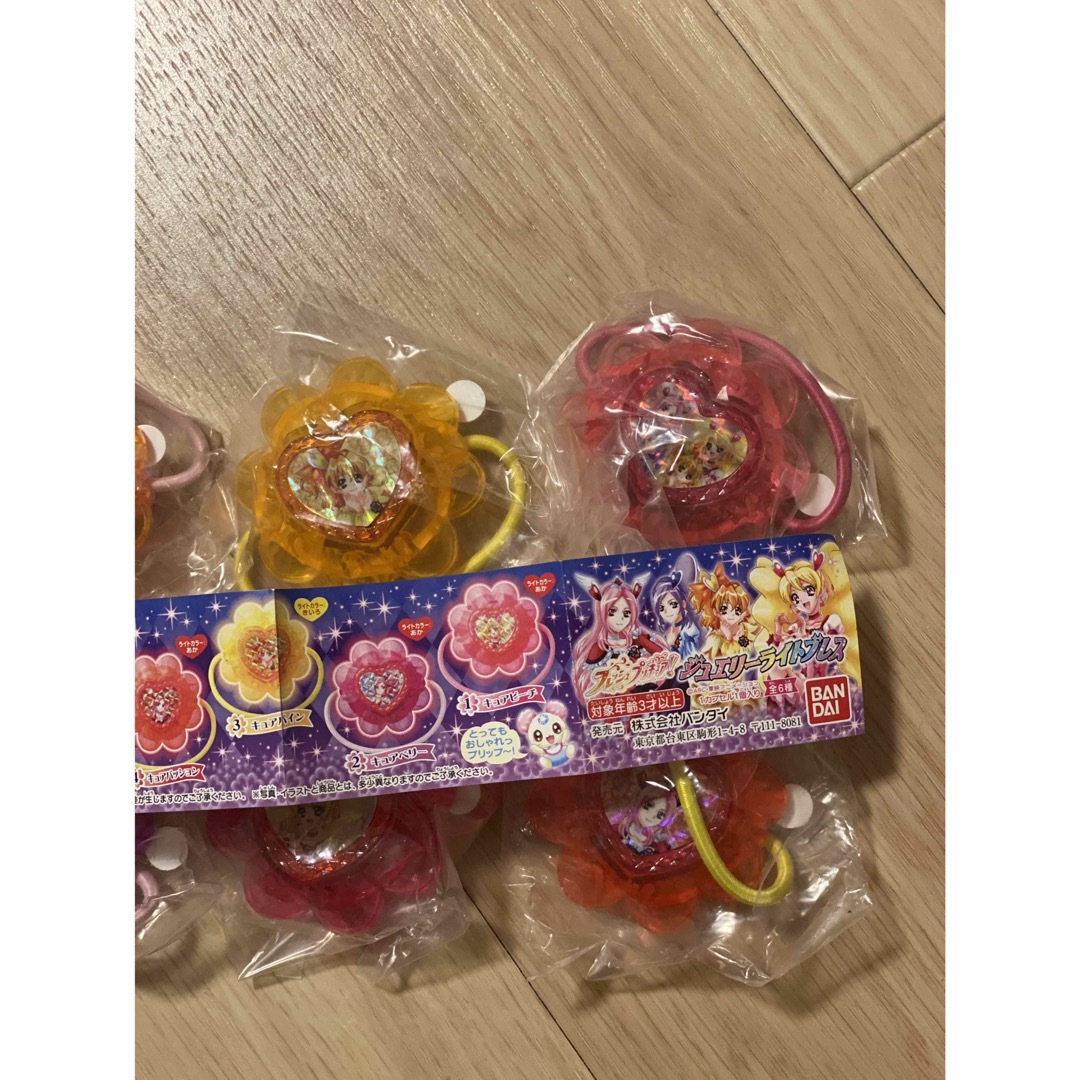 BANDAI(バンダイ)のフレッシュプリキュア　ジュエリーライトブレス全６種 エンタメ/ホビーのおもちゃ/ぬいぐるみ(その他)の商品写真