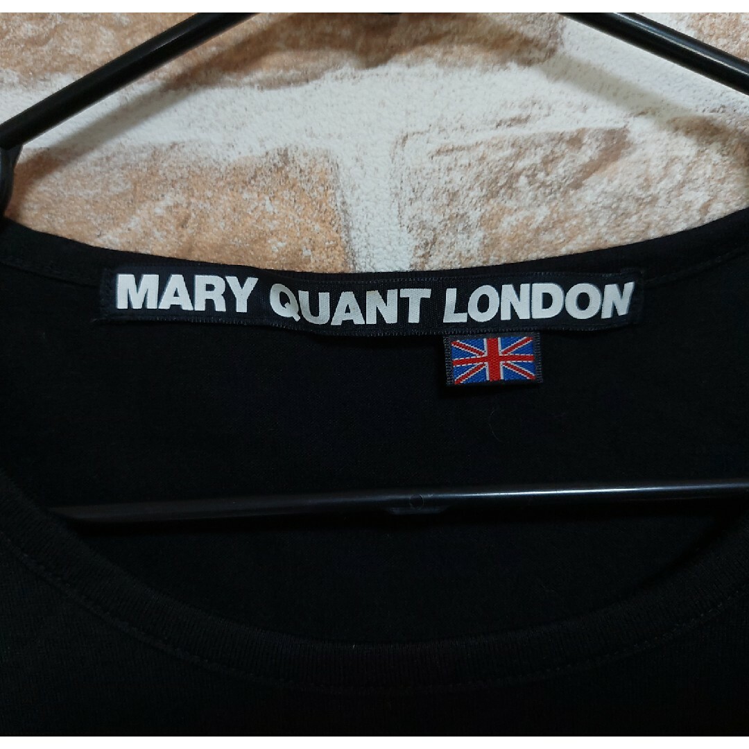 MARY QUANT(マリークワント)のMARY QUANT　マリークワント　マリクワ　黒　Tシャツ　M レディースのトップス(Tシャツ(半袖/袖なし))の商品写真