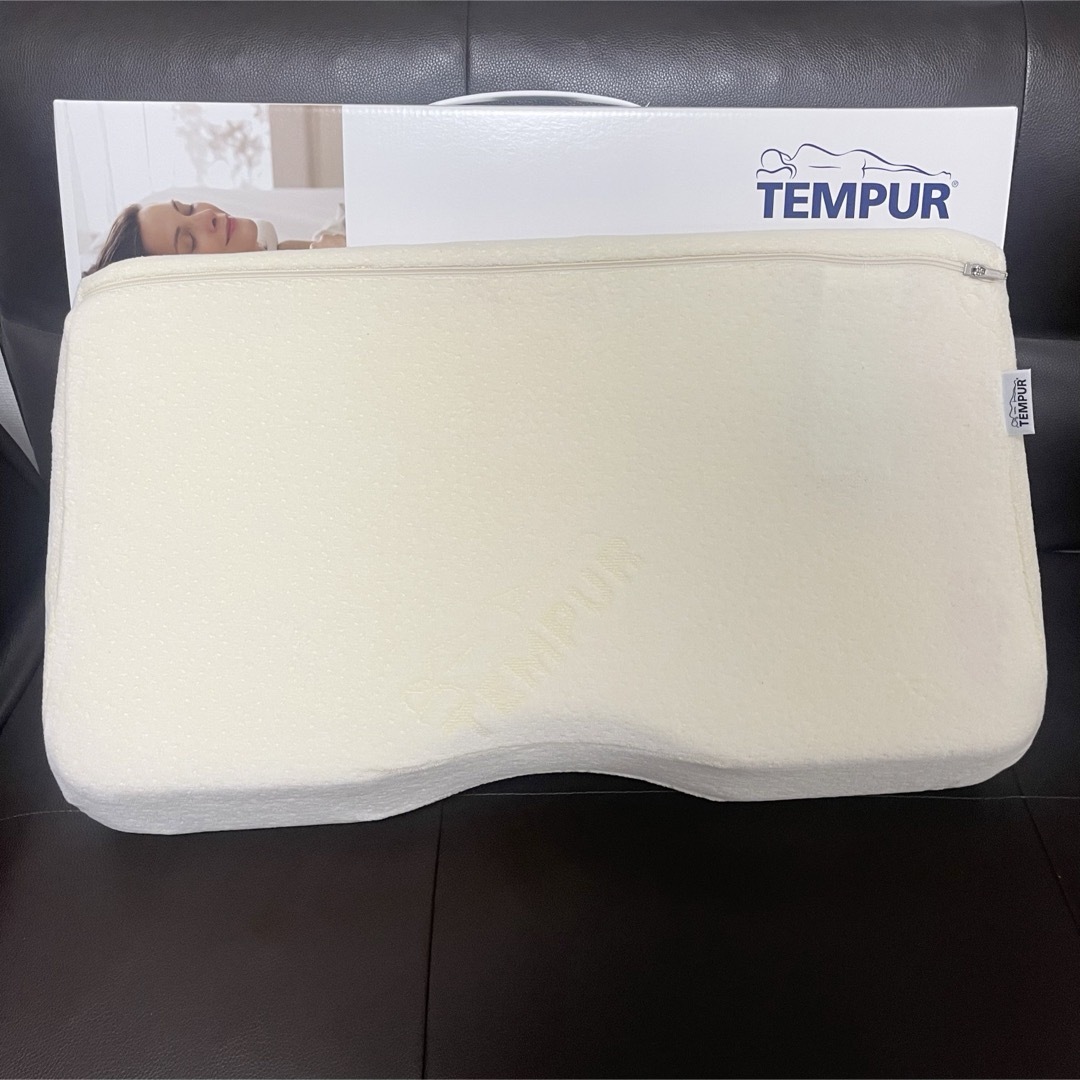 TEMPUR(テンピュール)のテンピュール ミレニアムネックピロー XS インテリア/住まい/日用品の寝具(枕)の商品写真