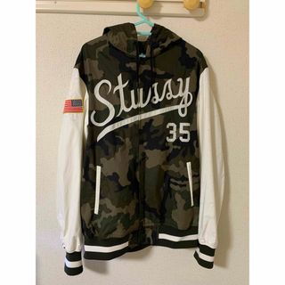 ステューシー(STUSSY)のSTUSSYナイロンパーカージャケット迷彩柄(ナイロンジャケット)