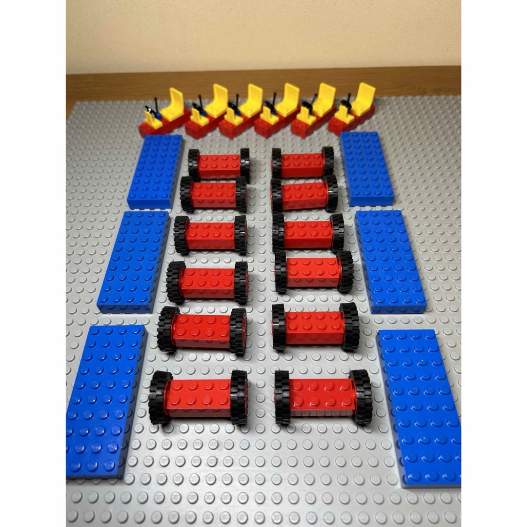 Lego(レゴ)のLEGO レゴバケツ　自動車6台分の車パーツセット キッズ/ベビー/マタニティのおもちゃ(知育玩具)の商品写真