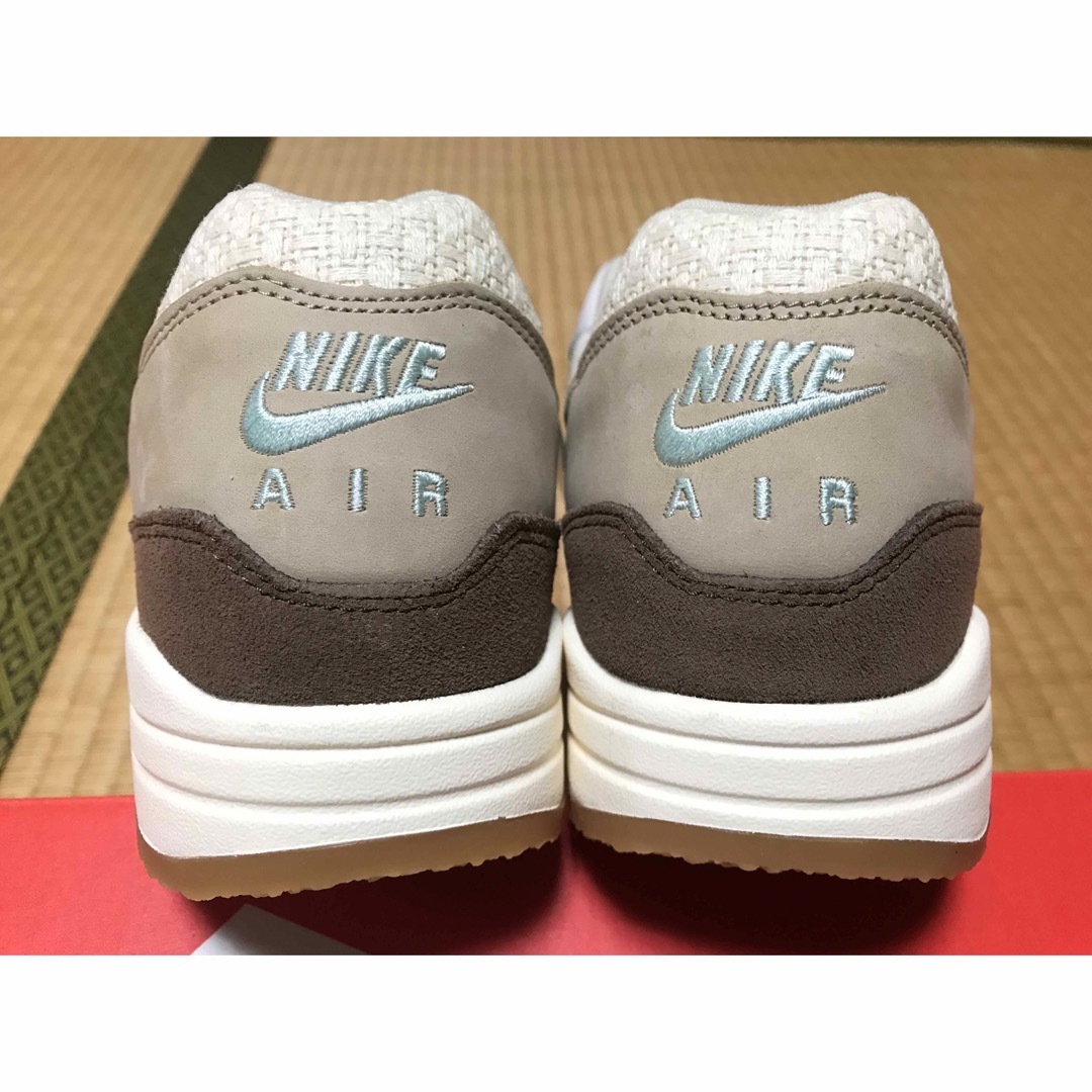 NIKE(ナイキ)のNIKE AIR MAX 1 PRM CREPE HEMP BROWN 30cm メンズの靴/シューズ(スニーカー)の商品写真