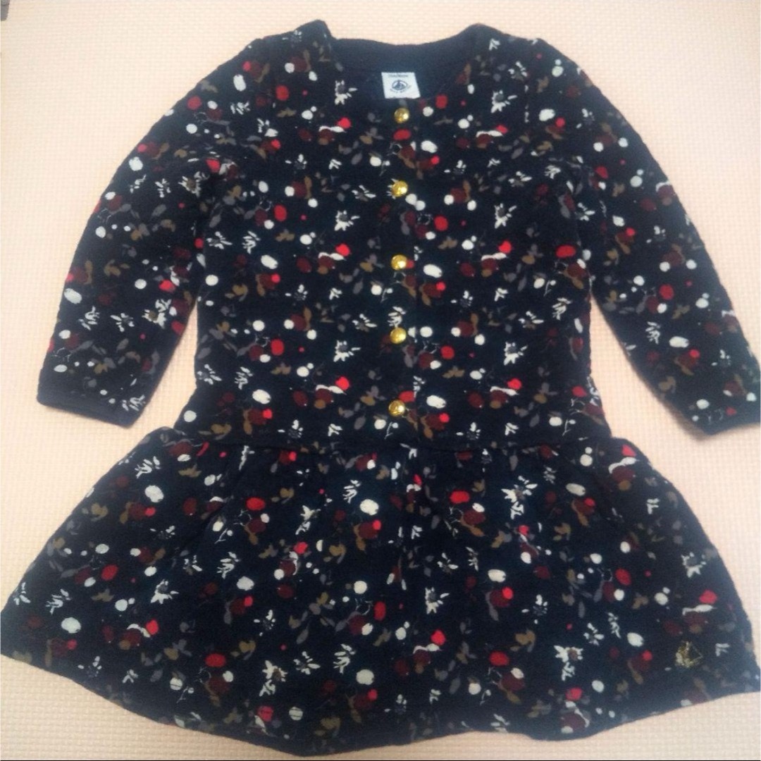 PETIT BATEAU(プチバトー)のプチバトー ワンピース キルティング 90 キッズ/ベビー/マタニティのキッズ服女の子用(90cm~)(ワンピース)の商品写真