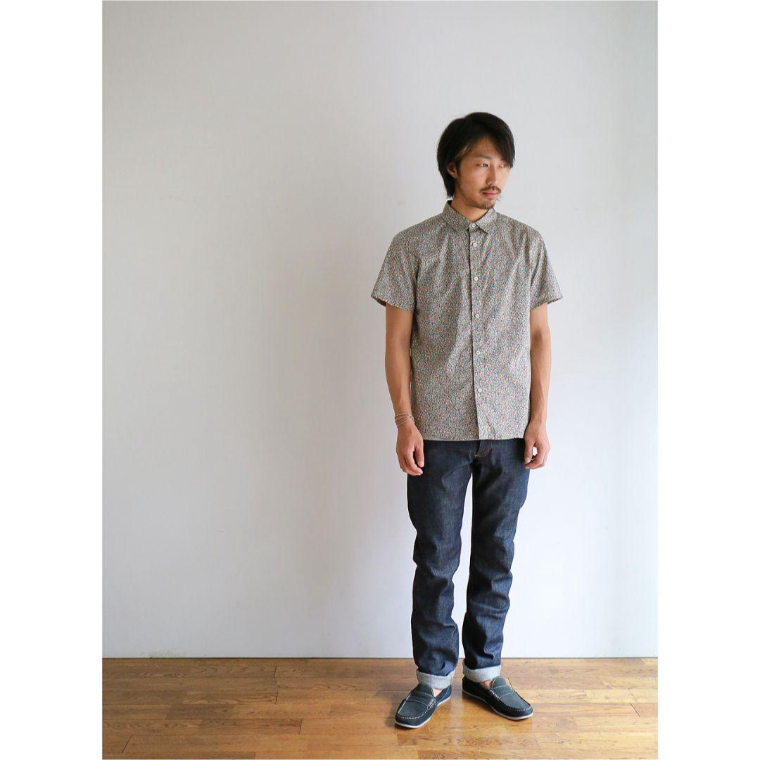 A.P.C(アーペーセー)のA.P.C アーペーセー 花柄シャツ M メンズ 半袖 コットン100% 総柄 メンズのトップス(Tシャツ/カットソー(半袖/袖なし))の商品写真