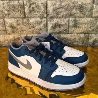 ナイキ(NIKE)のNIKE☆AIR JORDAN 1☆LOW(GS)☆24.5cm(スニーカー)