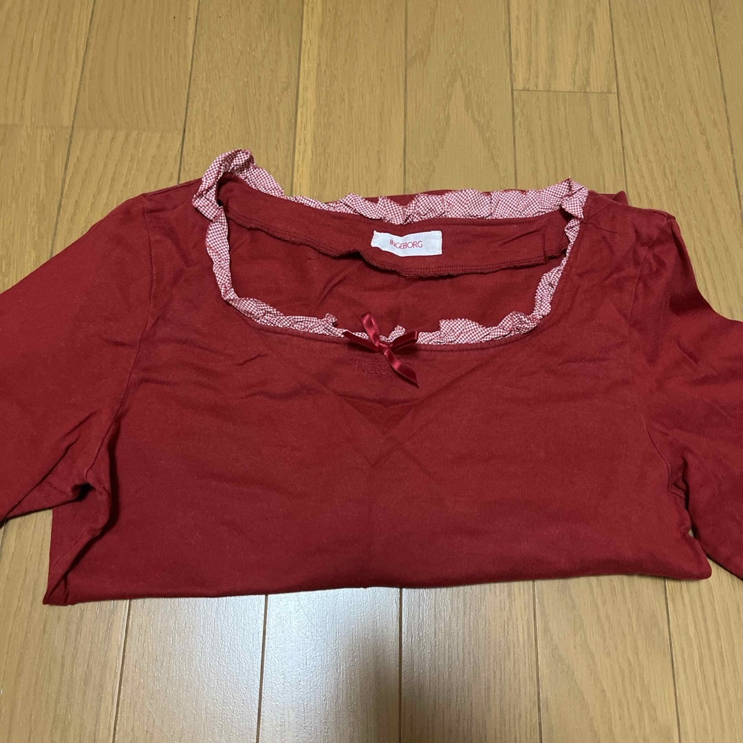 赤い服 レディースのトップス(Tシャツ(半袖/袖なし))の商品写真
