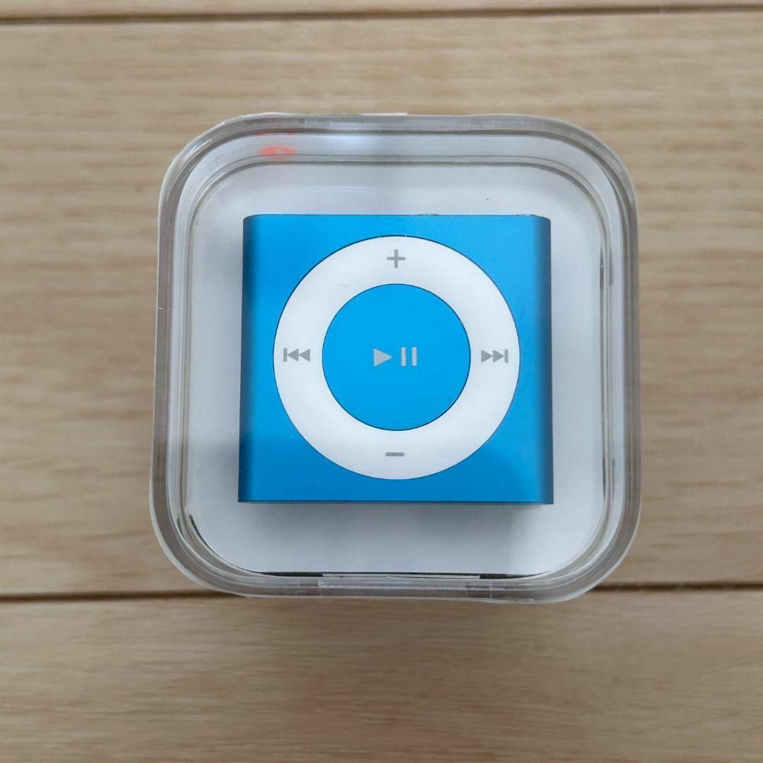 Apple(アップル)の【未開封】Apple iPod shuffle 2GB ブルー MD775J/A スマホ/家電/カメラのオーディオ機器(ポータブルプレーヤー)の商品写真