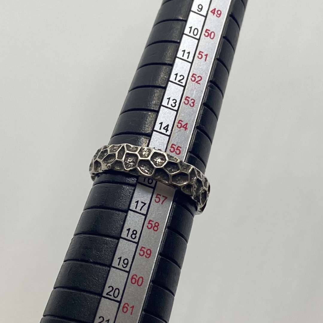 【匿名配送】打ち込み デザイン シルバー リング silver925 メンズのアクセサリー(リング(指輪))の商品写真