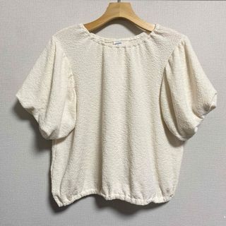 【マタニティ】M   バースデイ　レディース　トップス　半袖　ホワイト　白(Tシャツ(半袖/袖なし))