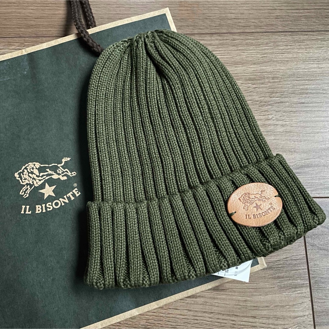 IL BISONTE(イルビゾンテ)の新品未使用 イルビゾンテ ニット帽 レディースの帽子(ニット帽/ビーニー)の商品写真