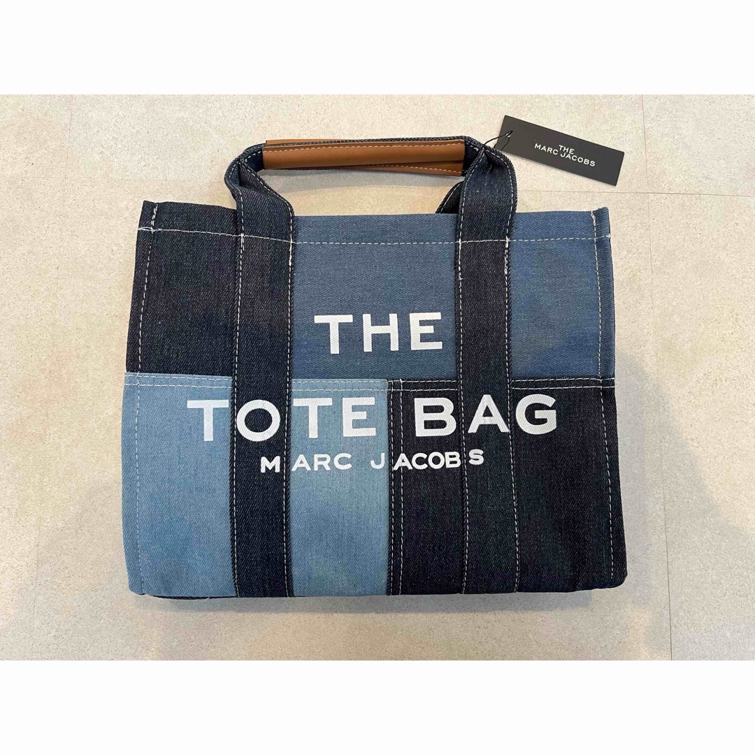 MARC JACOBS(マークジェイコブス)のマークジェイコブスTHE TOTE BAGデニムブルー レディースのバッグ(トートバッグ)の商品写真