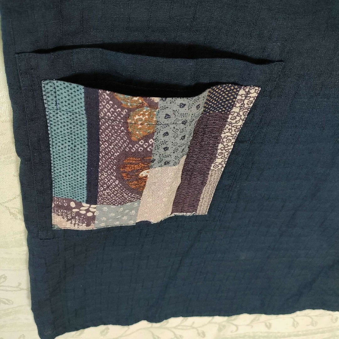 エプロン ④ 濃紺 ネイビー パッチワーク ワンピース ドレス 後ろボタン レディースのルームウェア/パジャマ(ルームウェア)の商品写真