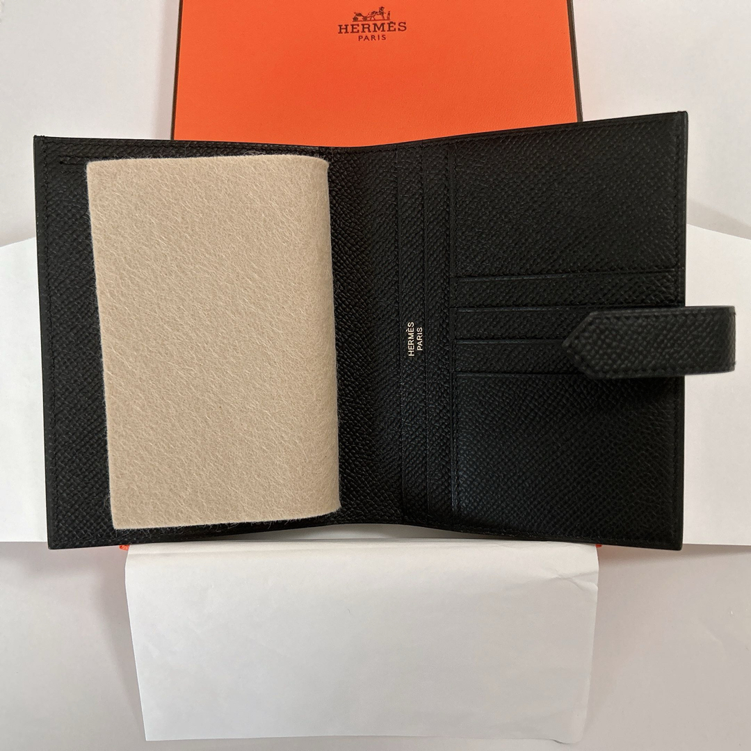 Hermes(エルメス)の新品　HERMES べアンコンパクト レディースのファッション小物(財布)の商品写真