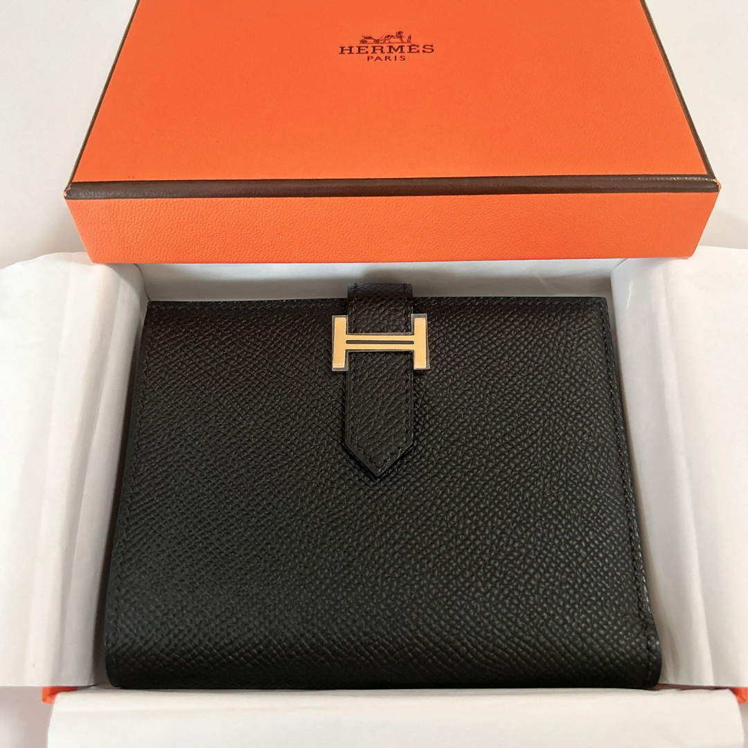 Hermes(エルメス)の新品　HERMES べアンコンパクト レディースのファッション小物(財布)の商品写真