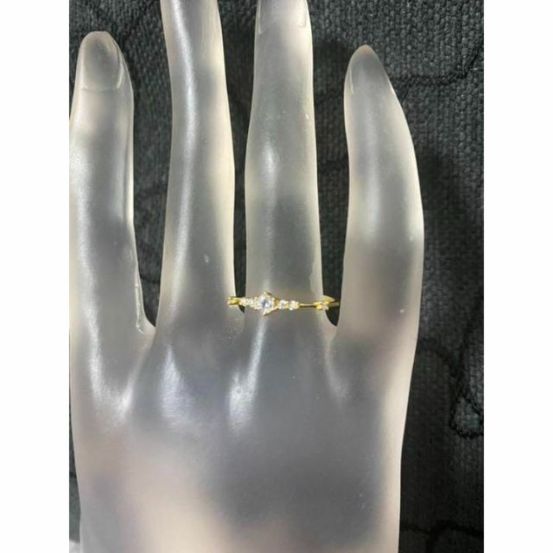 （1186）11号　ゴールドスワロフスキー極極細エンゲージリング　高価爪留め指輪 レディースのアクセサリー(リング(指輪))の商品写真