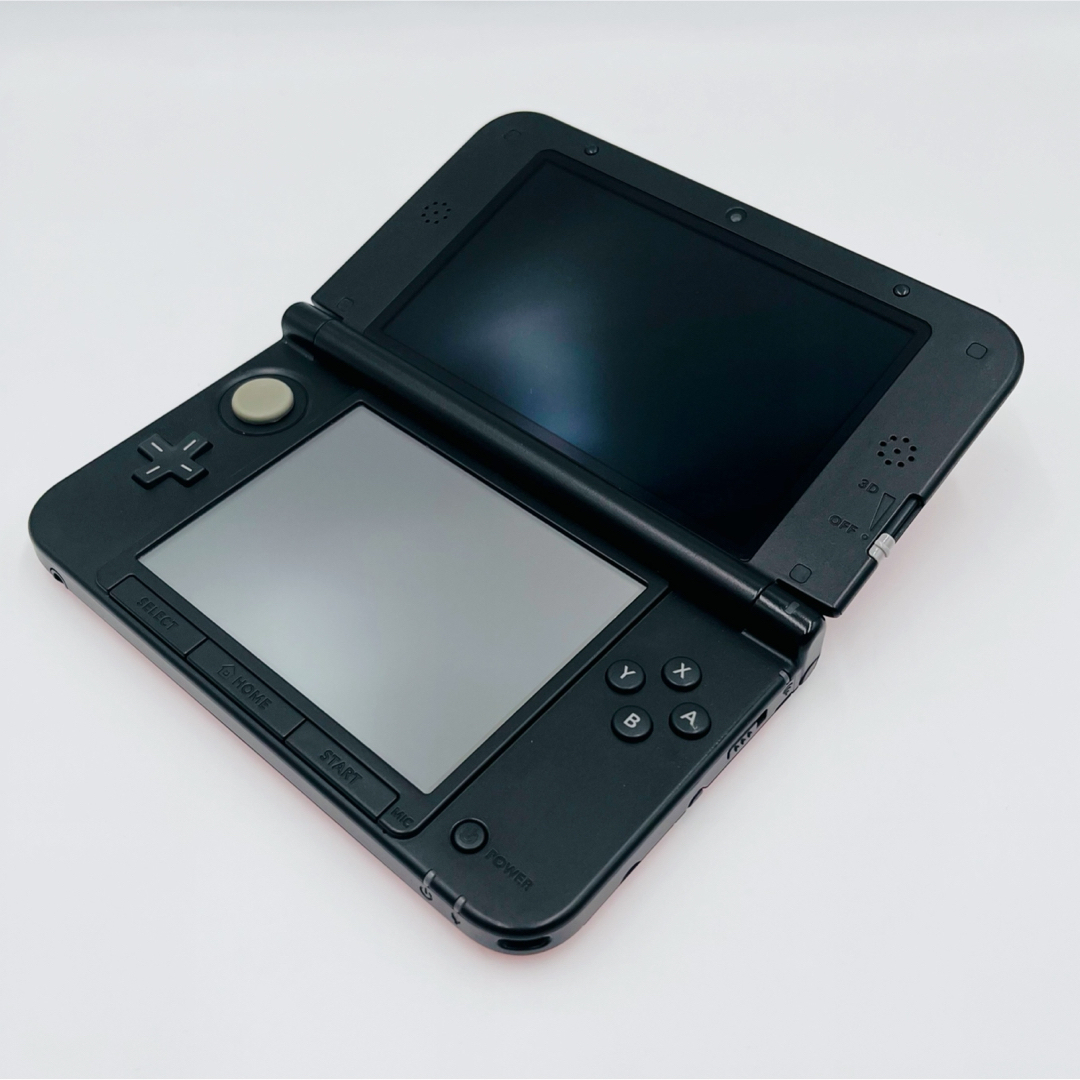 ニンテンドー3DS(ニンテンドー3DS)の【美品】NINTENDO 3DS LL レッド × ブラック 生産終了品 エンタメ/ホビーのゲームソフト/ゲーム機本体(携帯用ゲーム機本体)の商品写真