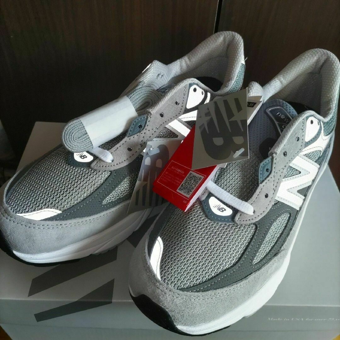 新品　ニューバランス M990GL6 M990V6 28.0 28cm メンズの靴/シューズ(スニーカー)の商品写真