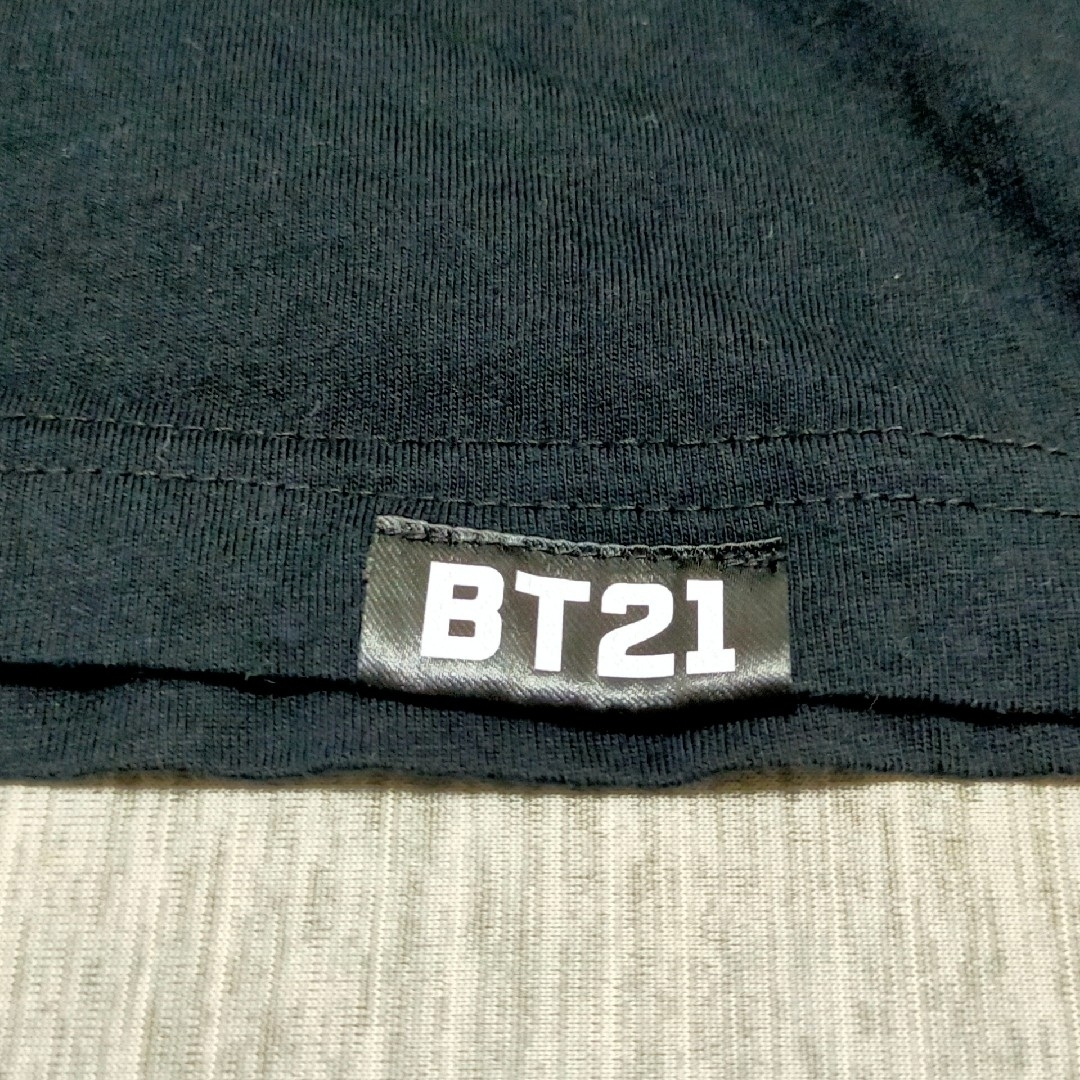 UNIQLO(ユニクロ)のユニクロ BT21 チミー Tシャツ L UT BTS レディースのトップス(Tシャツ(半袖/袖なし))の商品写真