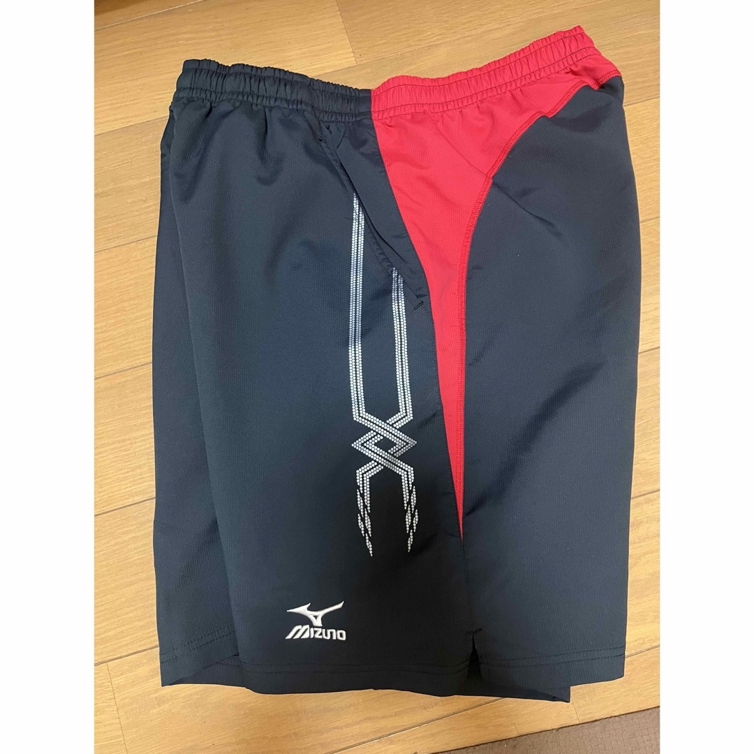 MIZUNO(ミズノ)の美品 ユニシスモデル 限定 ミズノ テニス バドミントン ハーフパンツ Lサイズ メンズのパンツ(ショートパンツ)の商品写真