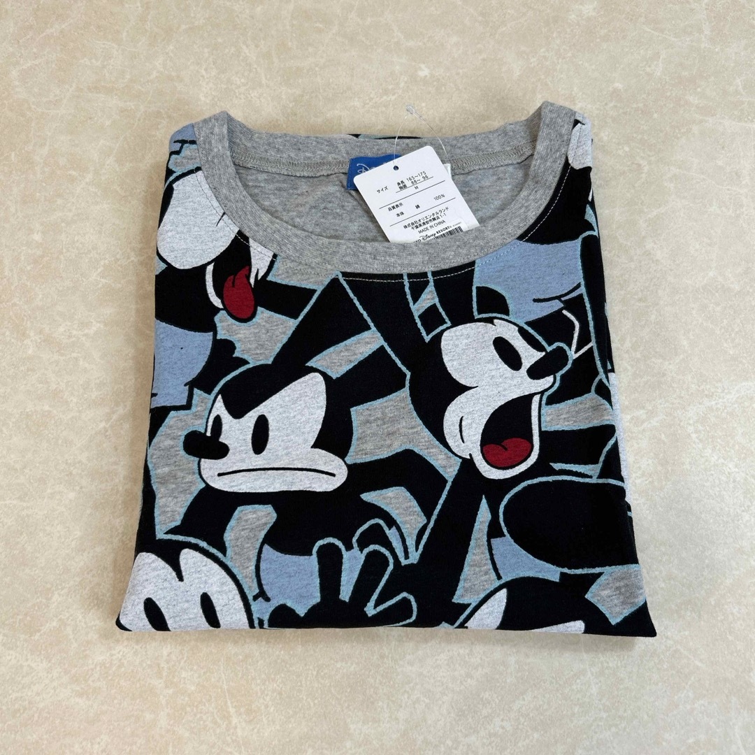 Disney(ディズニー)のディズニーリゾート限定　Tシャツ　オズワルド　Mサイズ　 メンズのトップス(Tシャツ/カットソー(半袖/袖なし))の商品写真